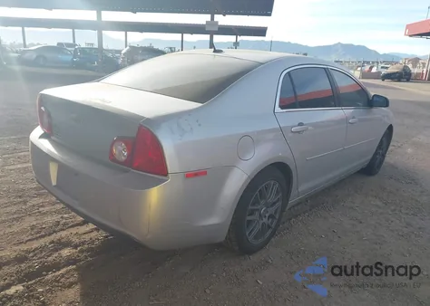 2011 Chevrolet Malibu Ls z USA, uszkodzony, nr VIN 1G1ZB5E11BF242806